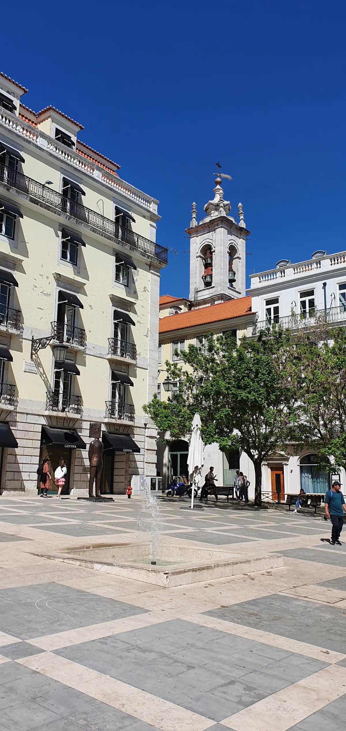 Largo de São Carlos in Chiado, Lisbon, the square where Encanto is
