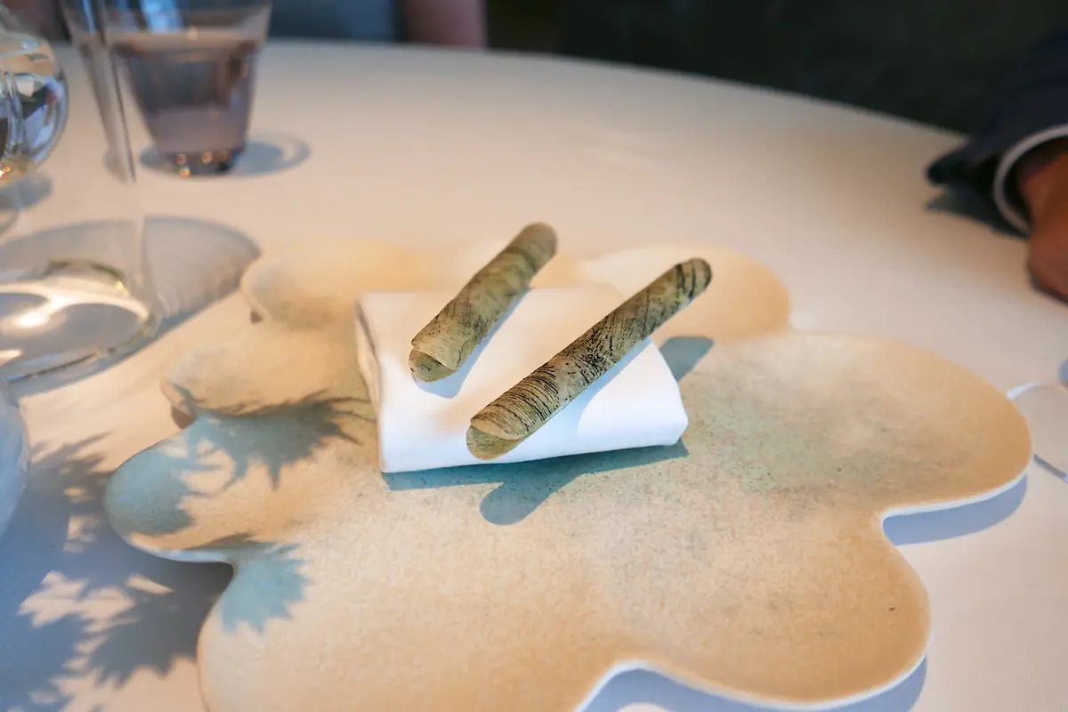 Razor clam with sour cream and minerals, a course from Rasmus Kofoed's menu at Geranium, Copenhagen
