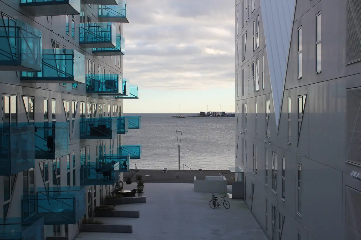 The Isbjerget apartment blocks on Mariane Thomsens Gade, Aarhus Ø, the street where Substans is (photographed in 2014)