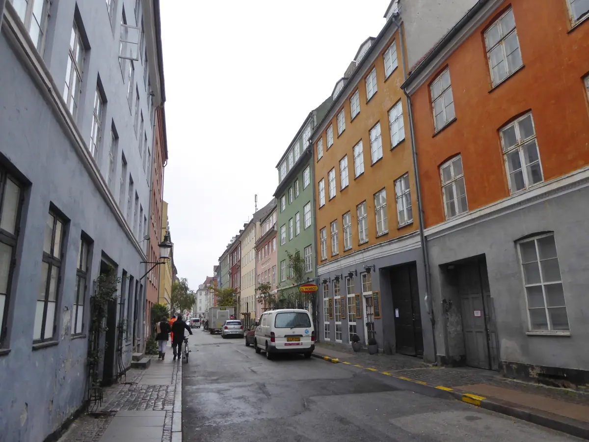 Teglgårdstræde in Copenhagen's Latin Quarter, the street where Udtryk is